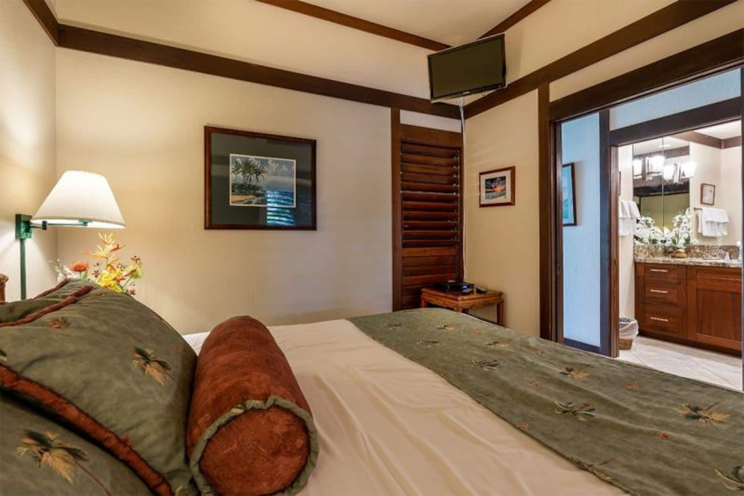 Lanai views, pool & hot tub steps to Poipu Beach - Photo 13