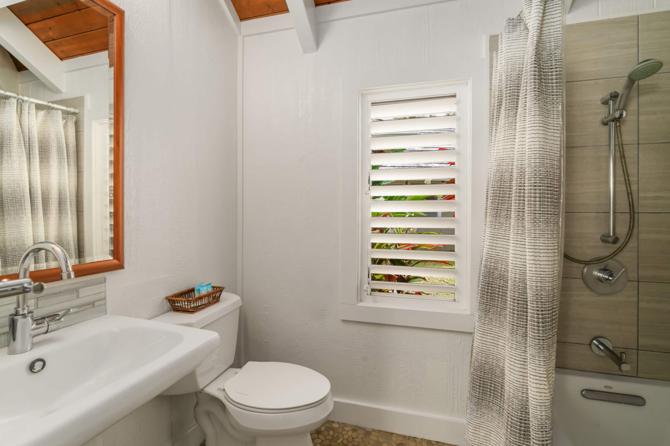 Villa in Princeville · ★4.95 · 4 bedrooms · 6 beds · 4.5 baths - Image 27