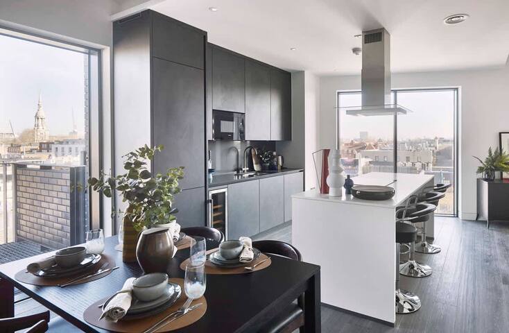 Gorgeous, Light, Stylish Flat in Hip Shoreditch(e) gallery image 4