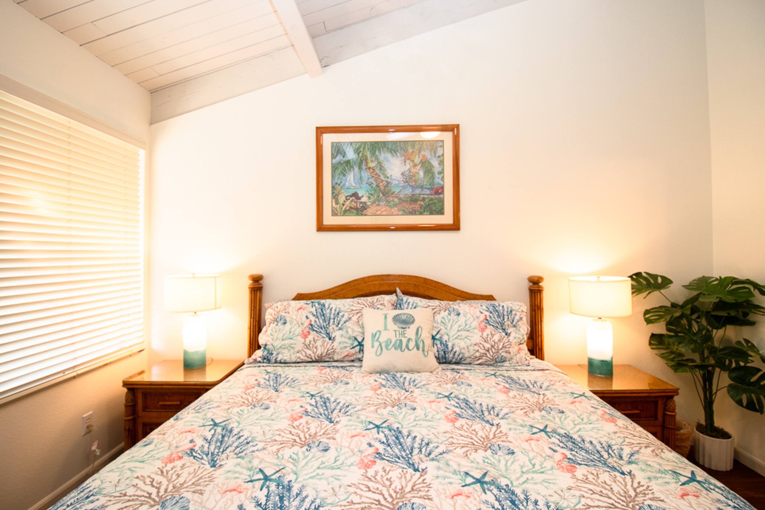 Condo in Kihei · ★4.33 · 2 bedrooms · 4 beds · No bathroom - Image 25