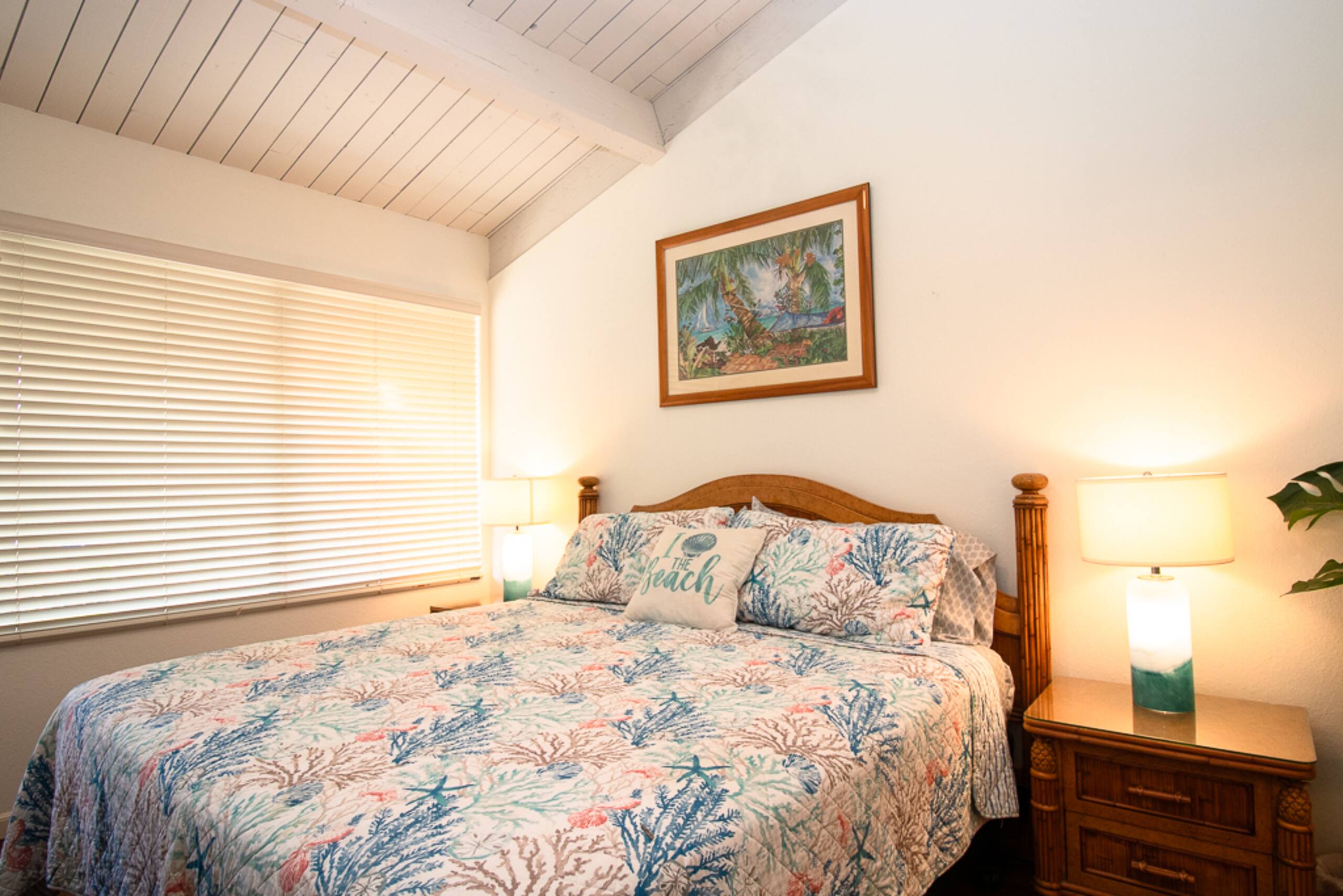 Condo in Kihei · ★4.33 · 2 bedrooms · 4 beds · No bathroom - Image 28