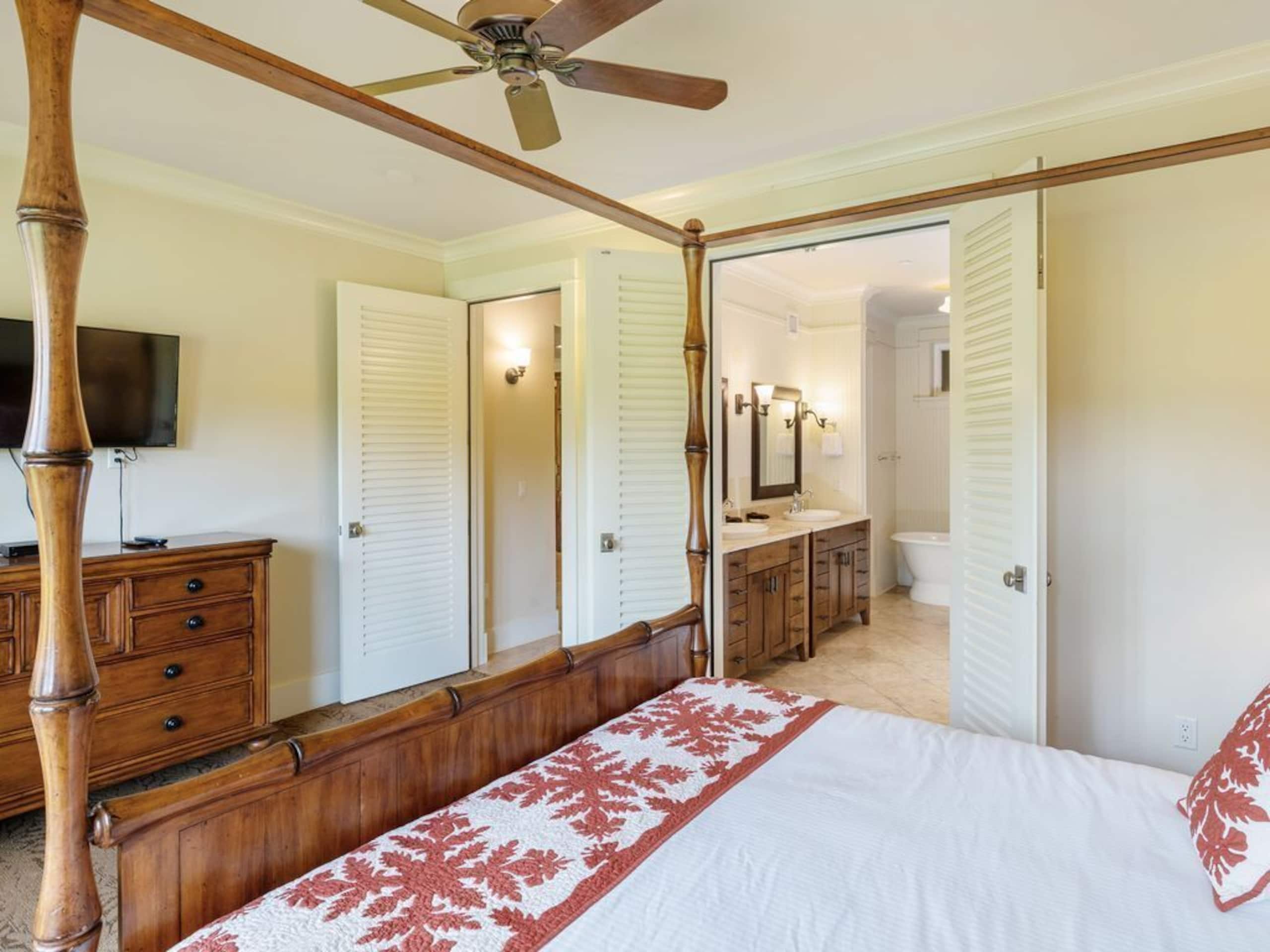 3 King Beds/3 Baths, AC, 5 Min Walk to Poipu Beach - Photo 14
