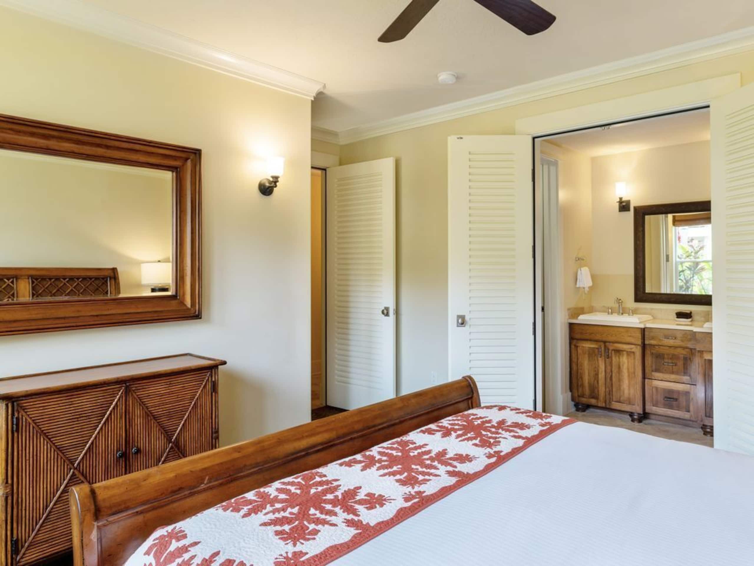 3 King Beds/3 Baths, AC, 5 Min Walk to Poipu Beach - Photo 6