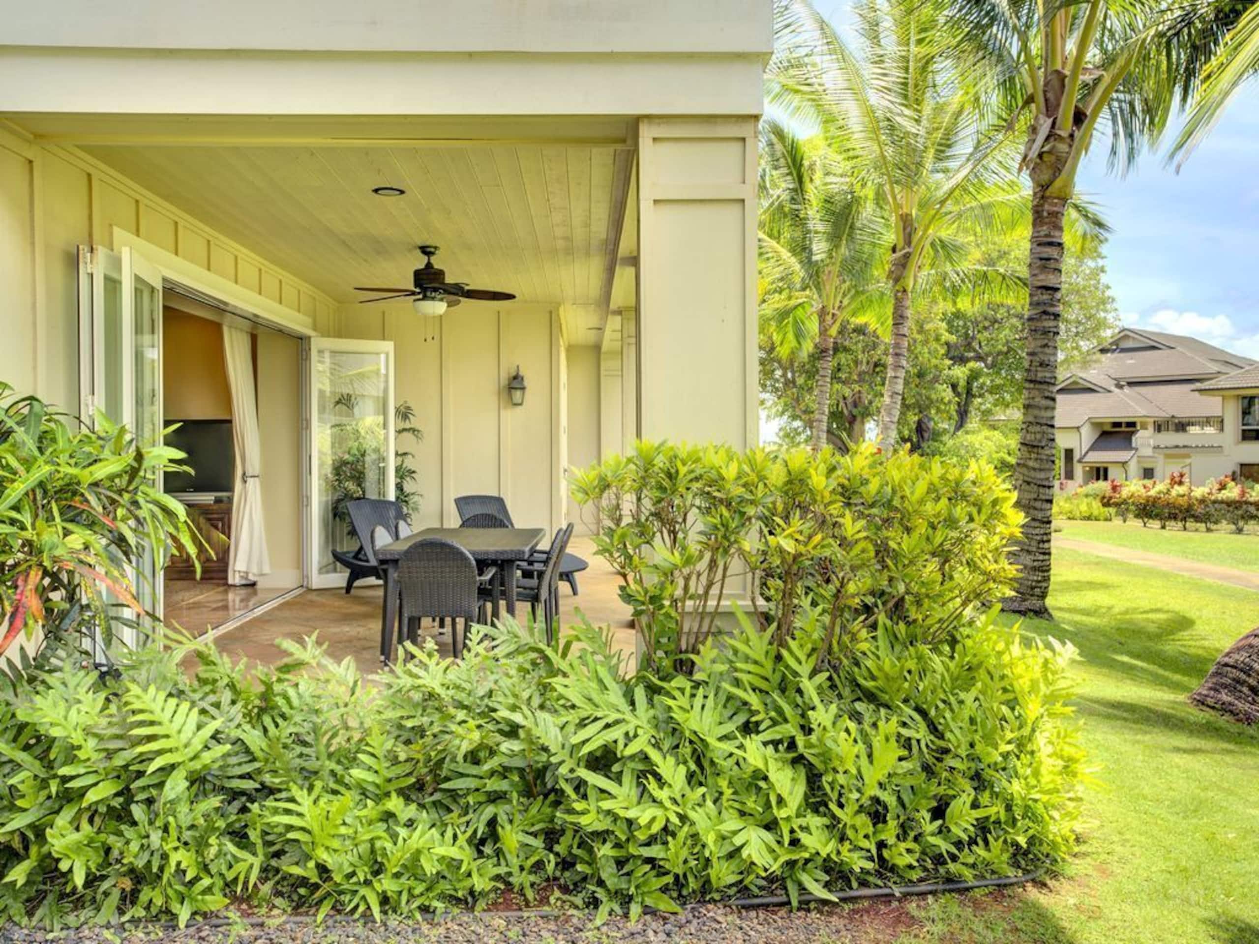 3 King Beds/3 Baths, AC, 5 Min Walk to Poipu Beach - Photo 38