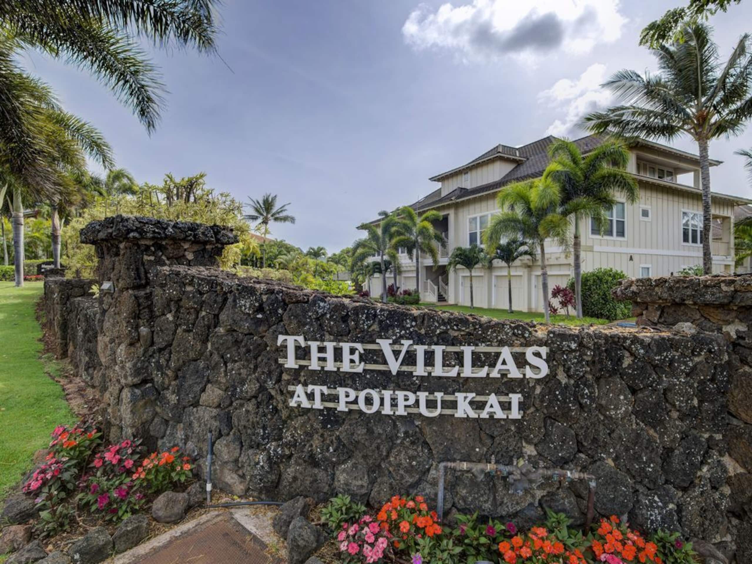3 King Beds/3 Baths, AC, 5 Min Walk to Poipu Beach - Photo 42