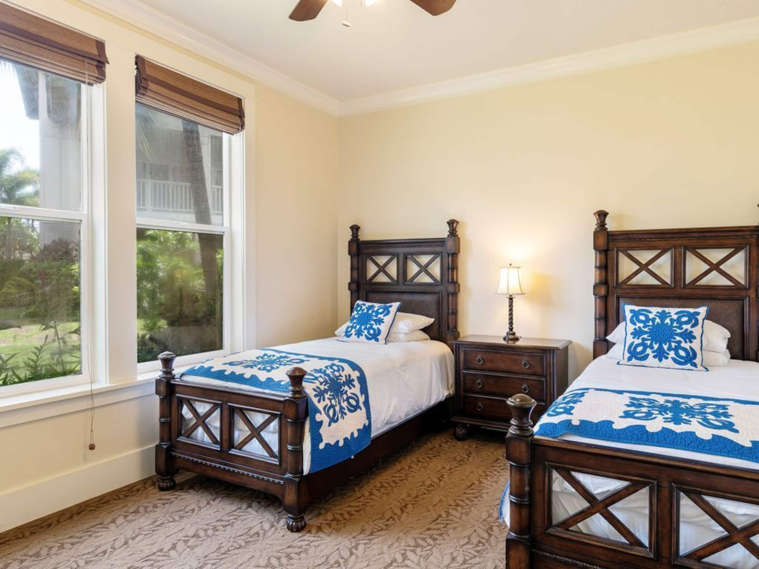 3 King Beds/3 Baths, AC, 5 Min Walk to Poipu Beach - Photo 4