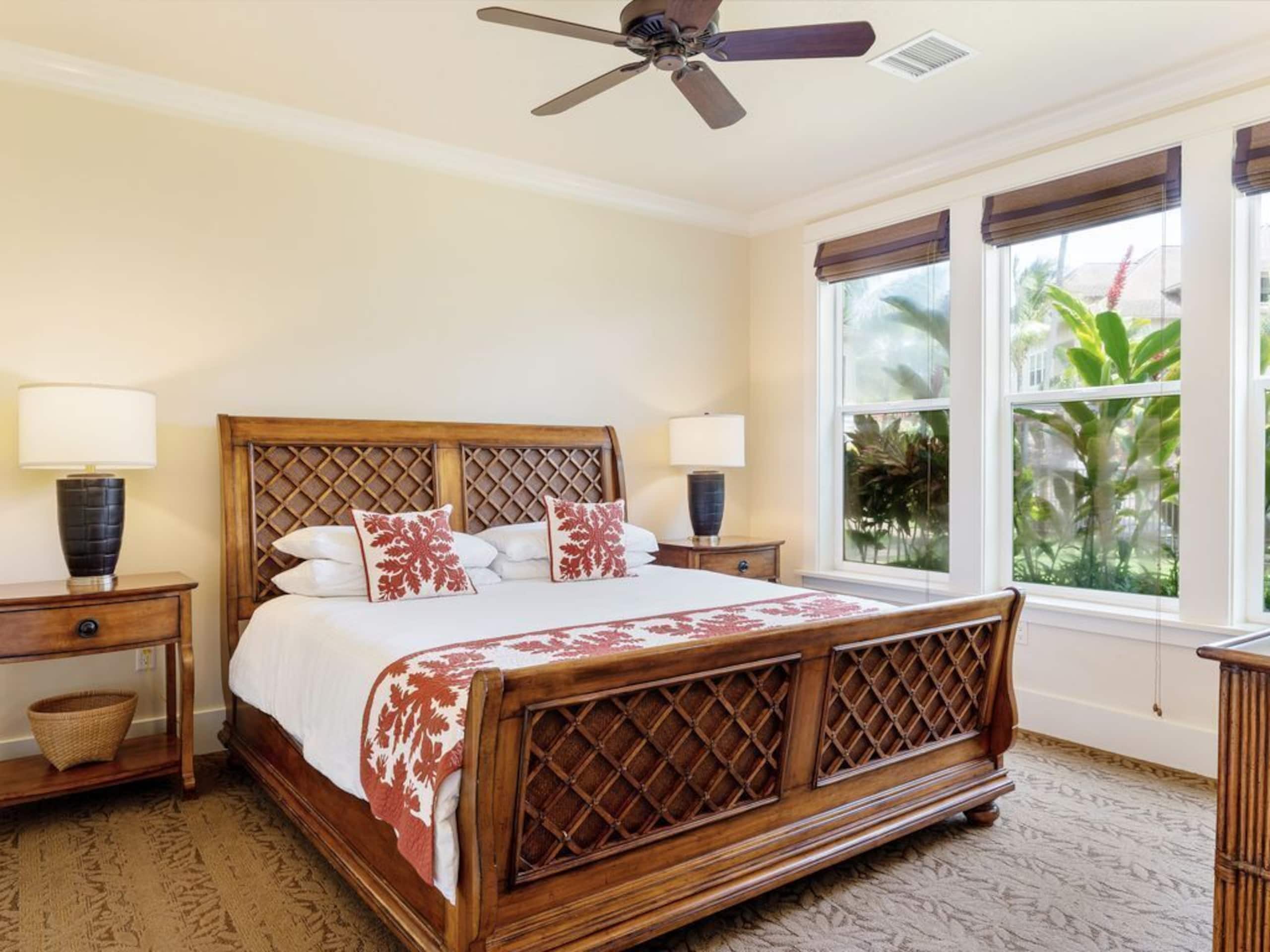 3 King Beds/3 Baths, AC, 5 Min Walk to Poipu Beach - Photo 3