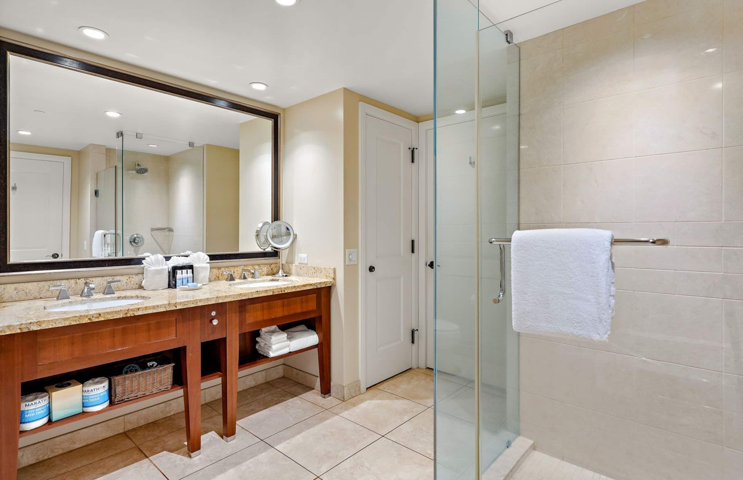 Condo in Lahaina · ★4.69 · 1 bedroom · 2 beds · 1 bath - Image 18