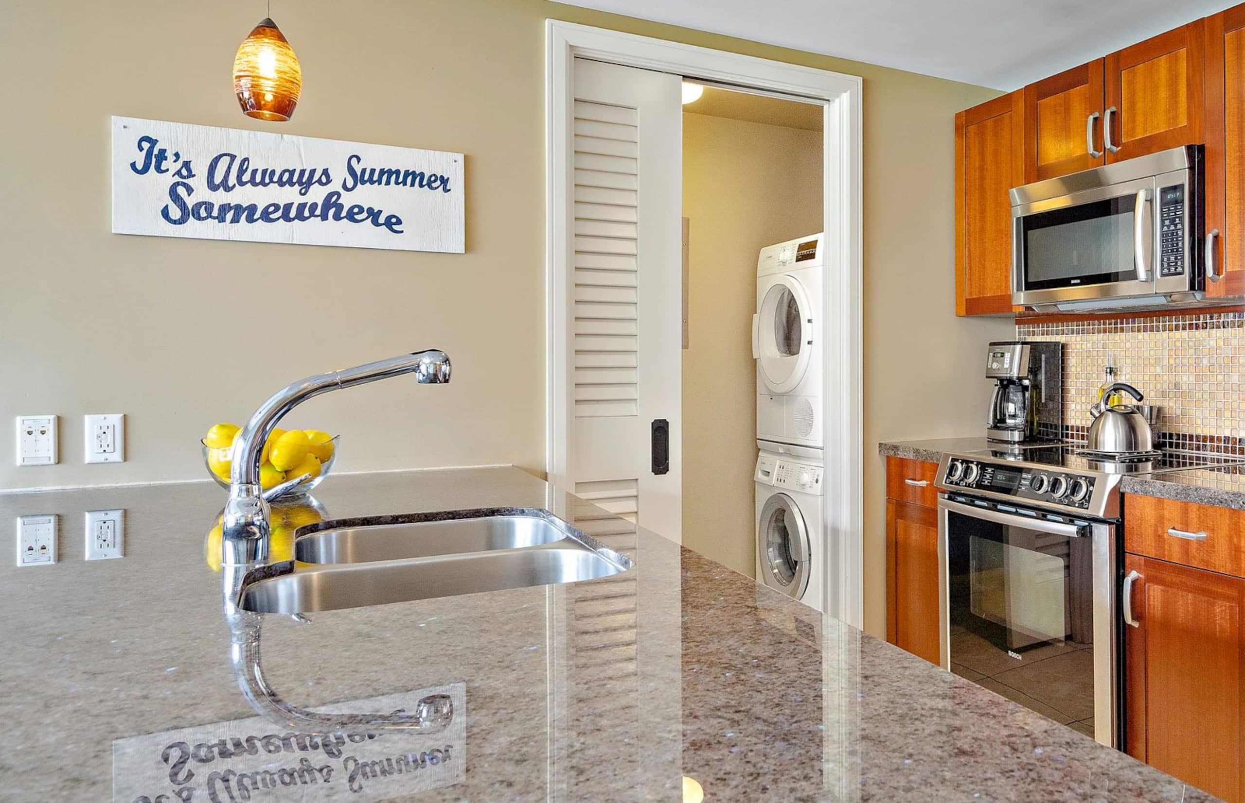 Condo in Lahaina · ★4.69 · 1 bedroom · 2 beds · 1 bath - Image 20