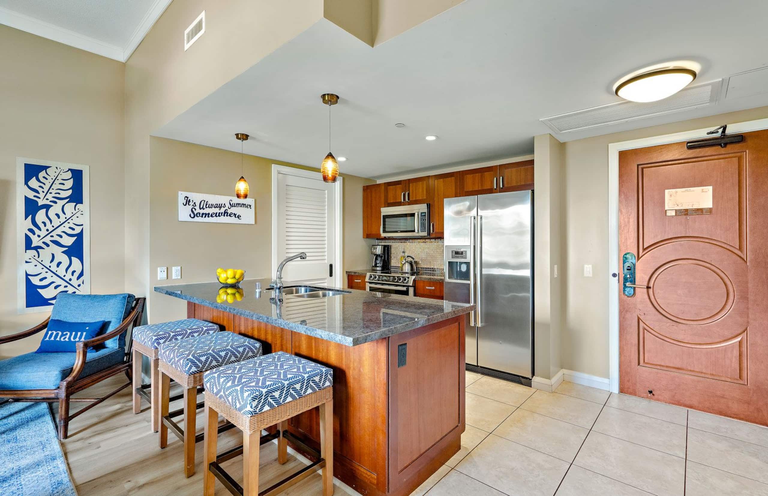Condo in Lahaina · ★4.69 · 1 bedroom · 2 beds · 1 bath - Image 6