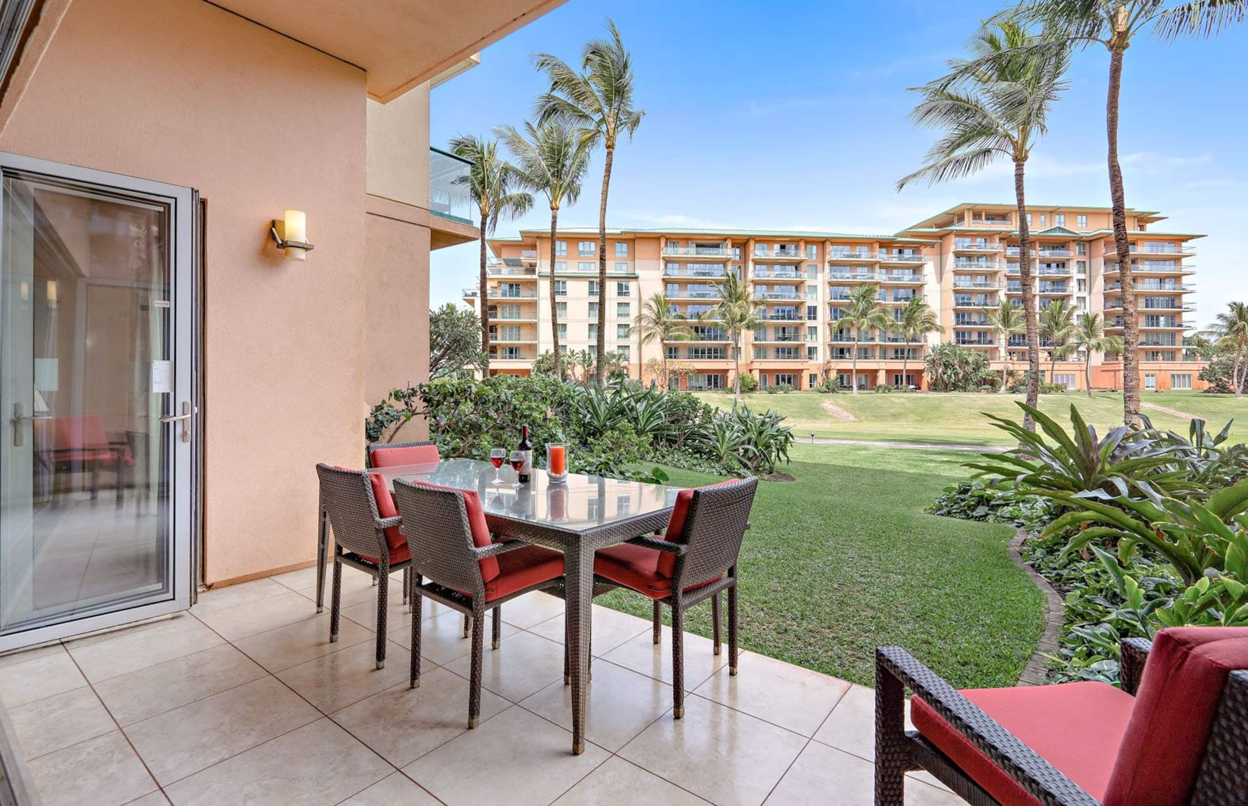 Condo in Lahaina · ★4.69 · 1 bedroom · 2 beds · 1 bath - Image 1
