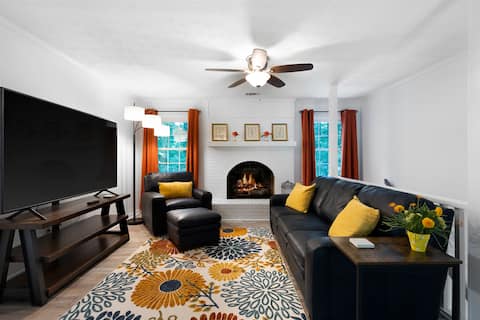 Spacious Spanish-style Ranch Convenient to ATL