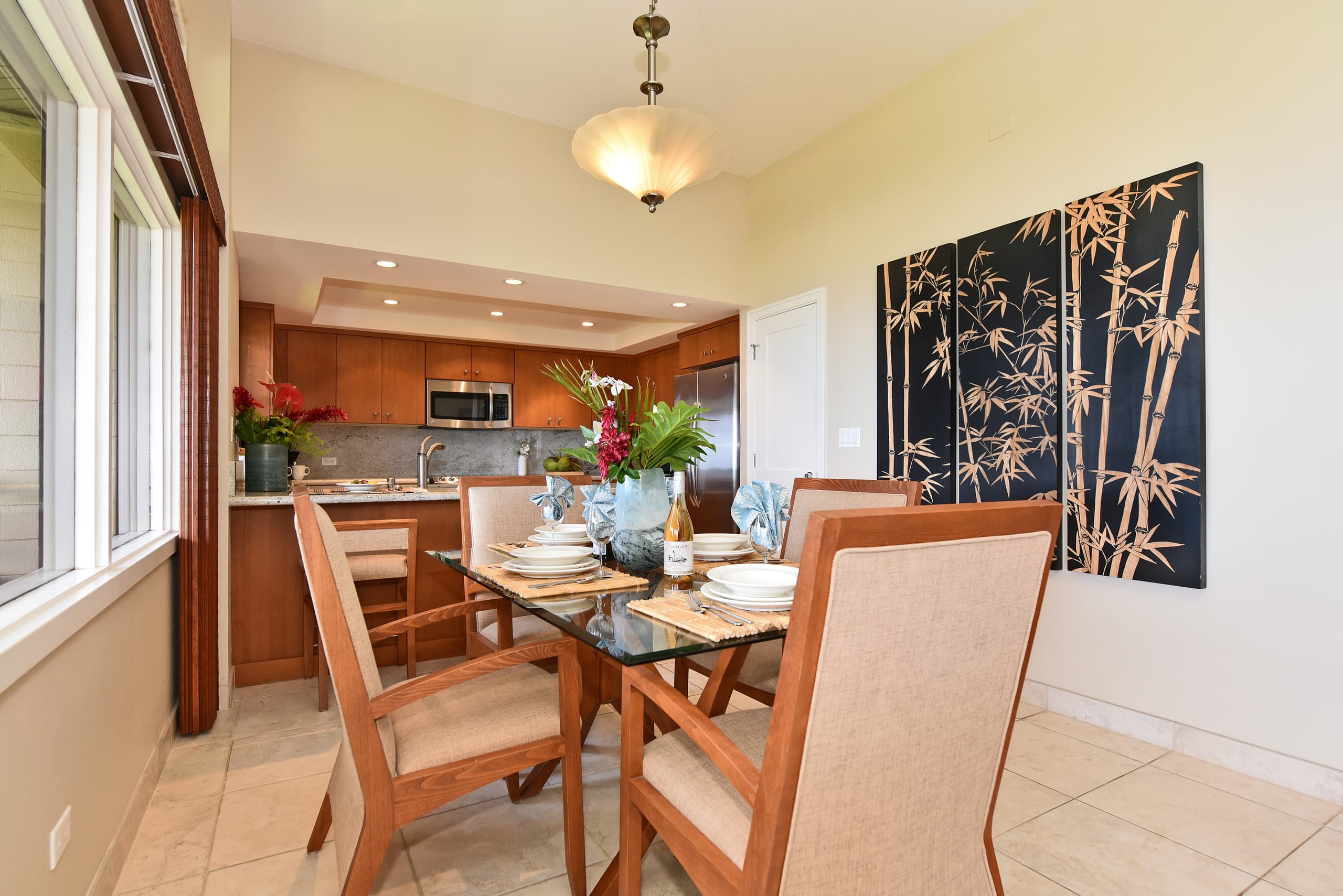 Condo in Lahaina · ★4.9 · 1 bedroom · 2 beds · 2 baths - Image 12