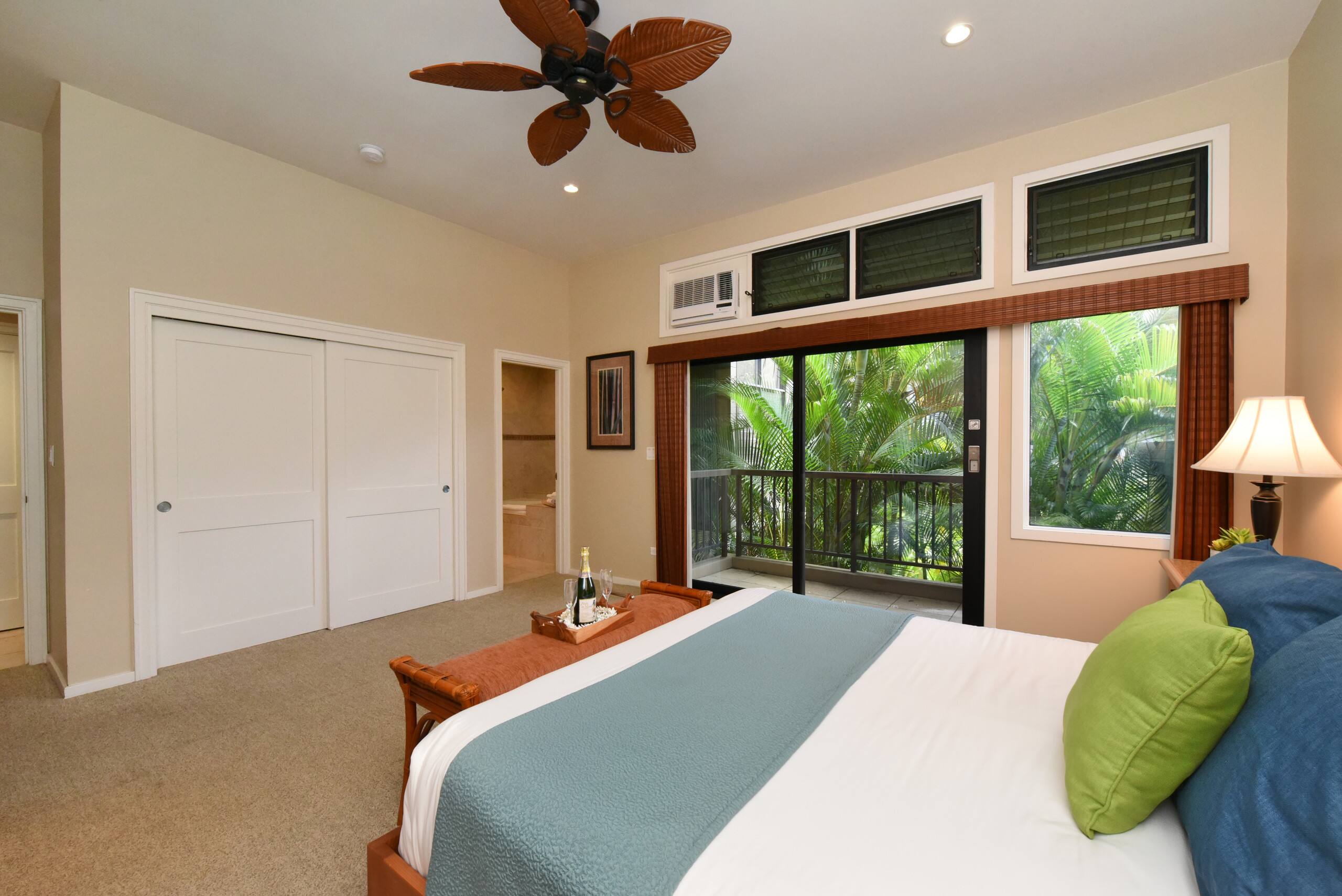 Condo in Lahaina · ★4.9 · 1 bedroom · 2 beds · 2 baths - Image 17