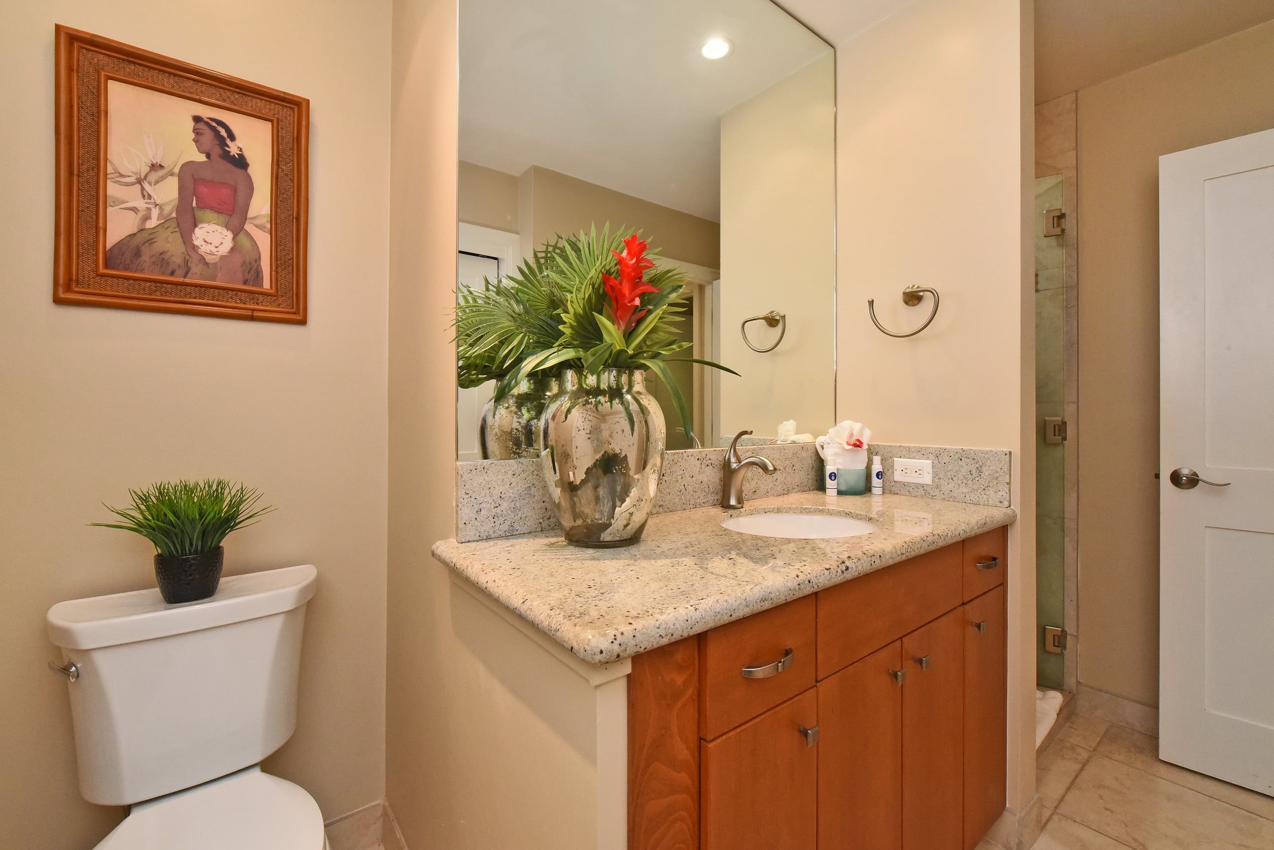 Condo in Lahaina · ★4.9 · 1 bedroom · 2 beds · 2 baths - Image 21