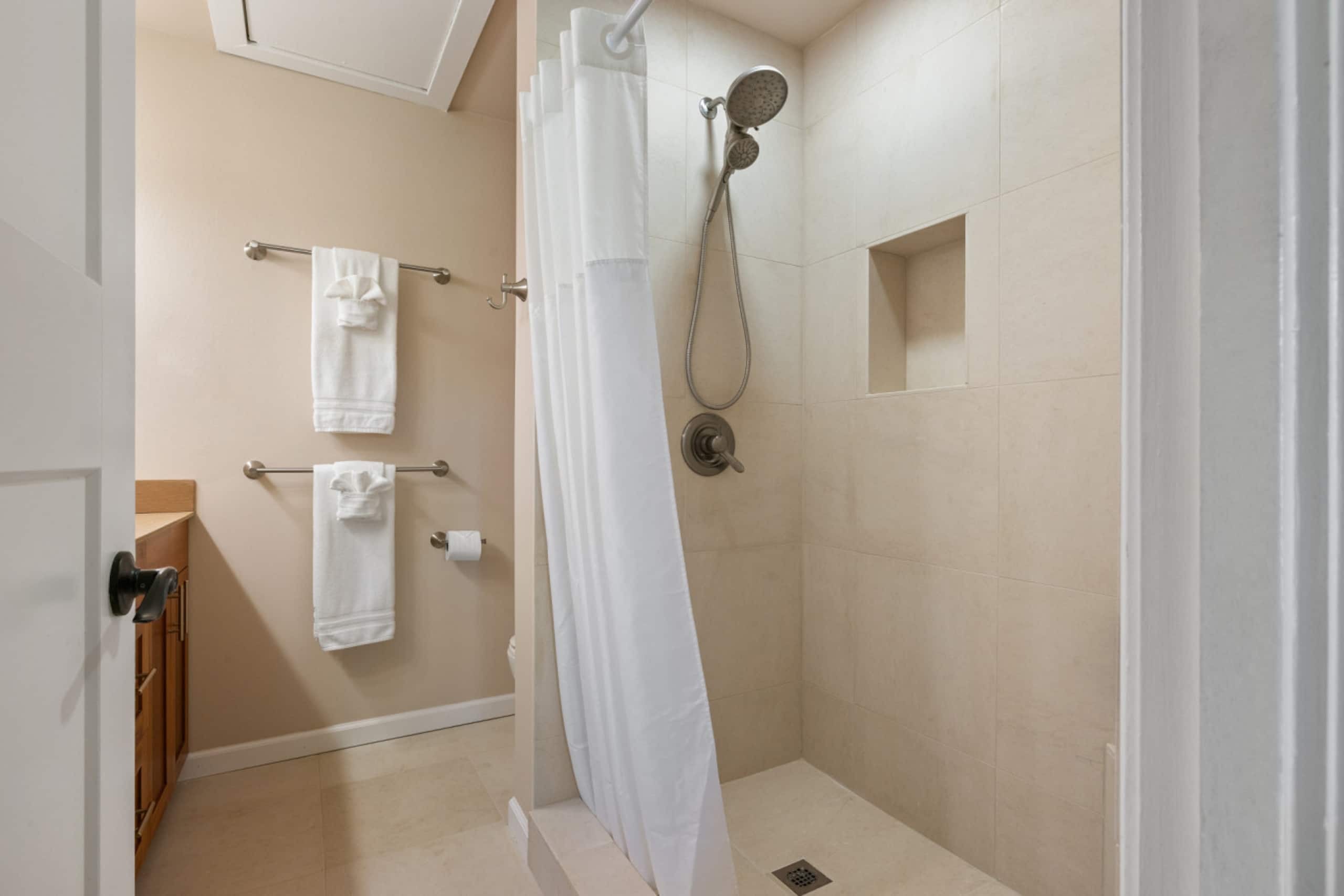 Home in Kahuku · ★4.8 · 2 bedrooms · 4 beds · 2 private baths - Image 27