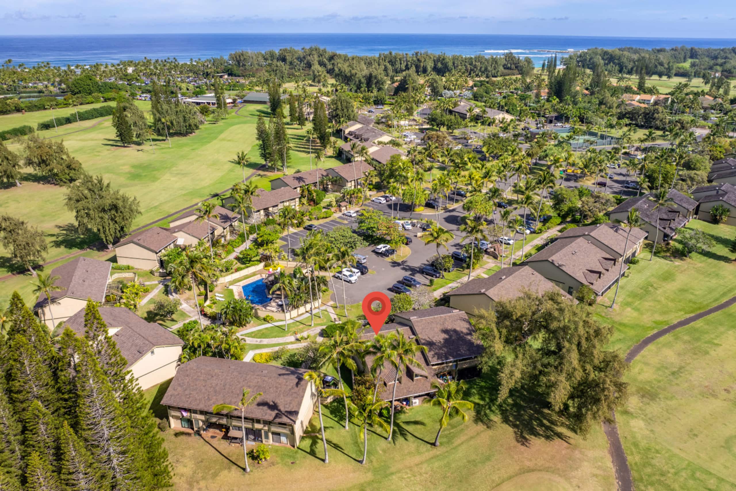 Home in Kahuku · ★4.8 · 2 bedrooms · 4 beds · 2 private baths - Image 58
