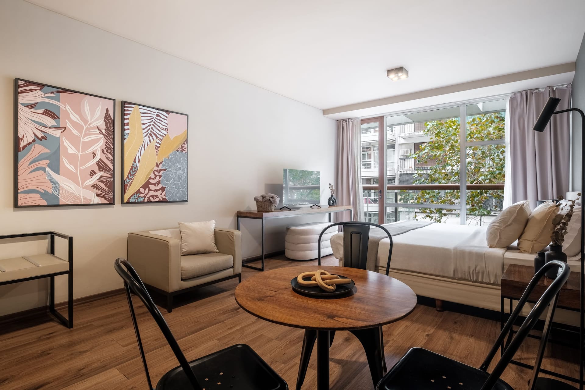 Kitnet mobiliada em Palermo Soho, com piscina e terraço