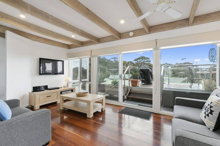 On The Deck gallery image 3