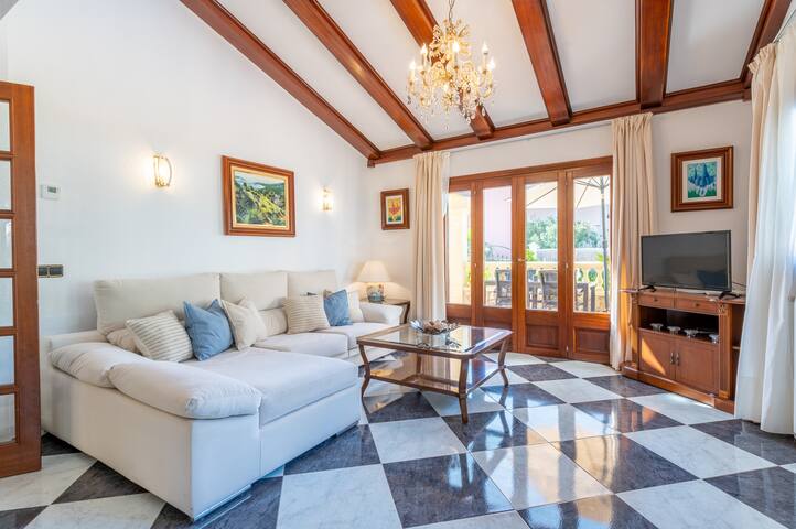 Villa Manrique gallery image 5