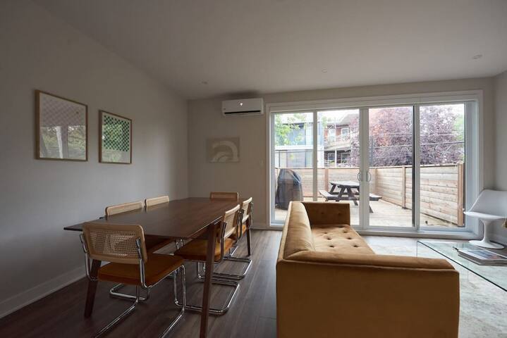 Large Flat with Private Terrace by Denstays gallery image 4