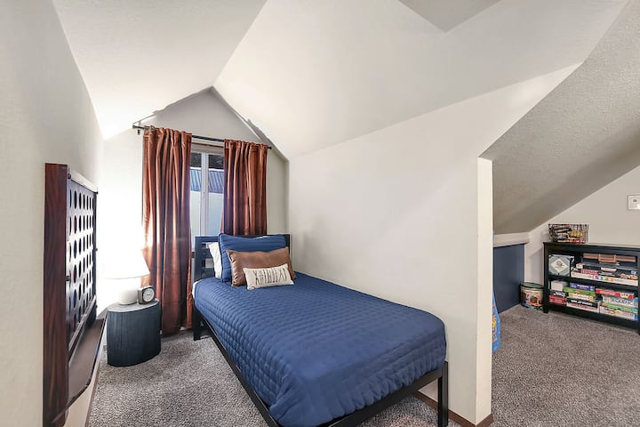 საძინებელი 4