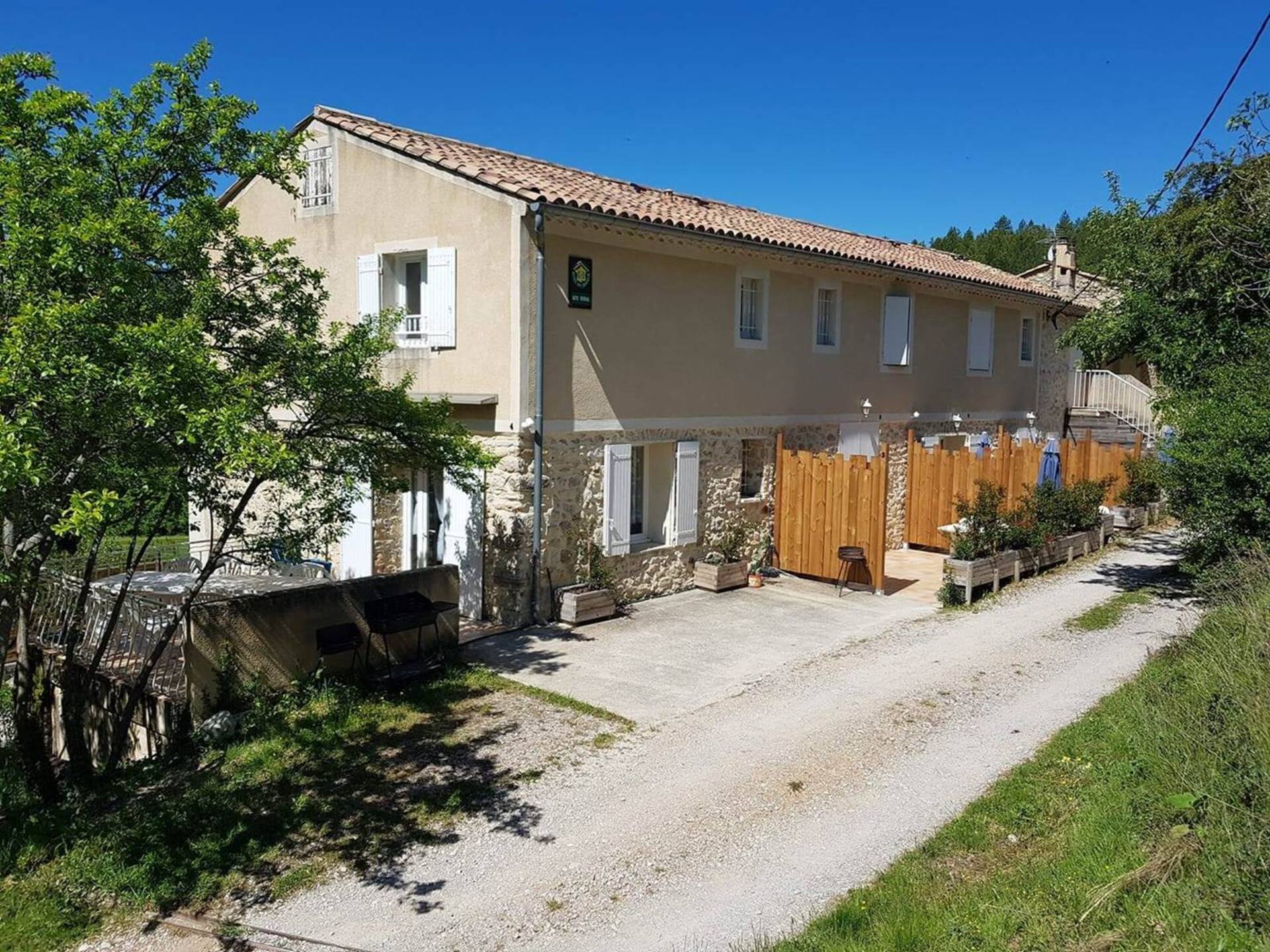 Studio 24 m2 in Montbrun-les-Bains — photo 2