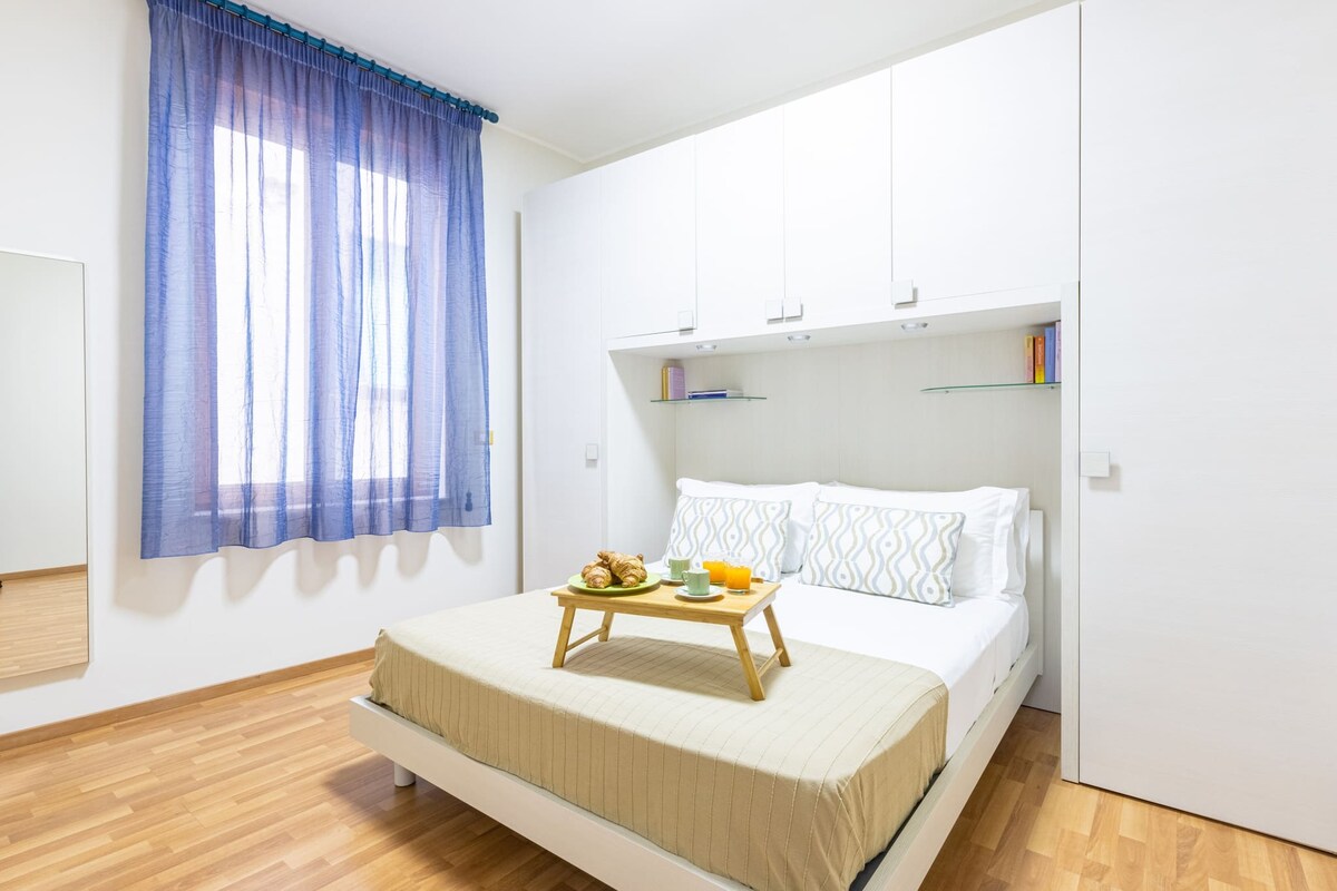 Elegantna dvokrevetna spavaća soba