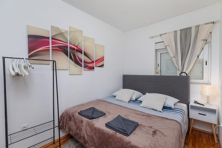 Dhoma e gjumit 2, Sipërfaqja: 9 m²