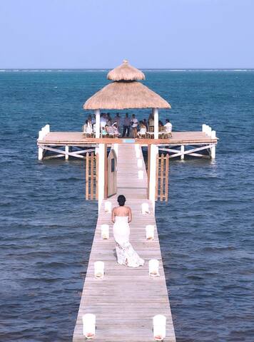 Partial Ocean View Penthouse 3 bed/3 ba Velento #5 gallery image 2