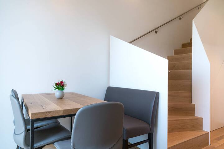 Vienna Residence, Hietzing – Schönbrunn #6374 gallery image 4