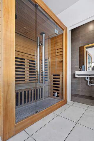 Raven Retreat I Family Entertainer I Pool & Theatr gallery image 4