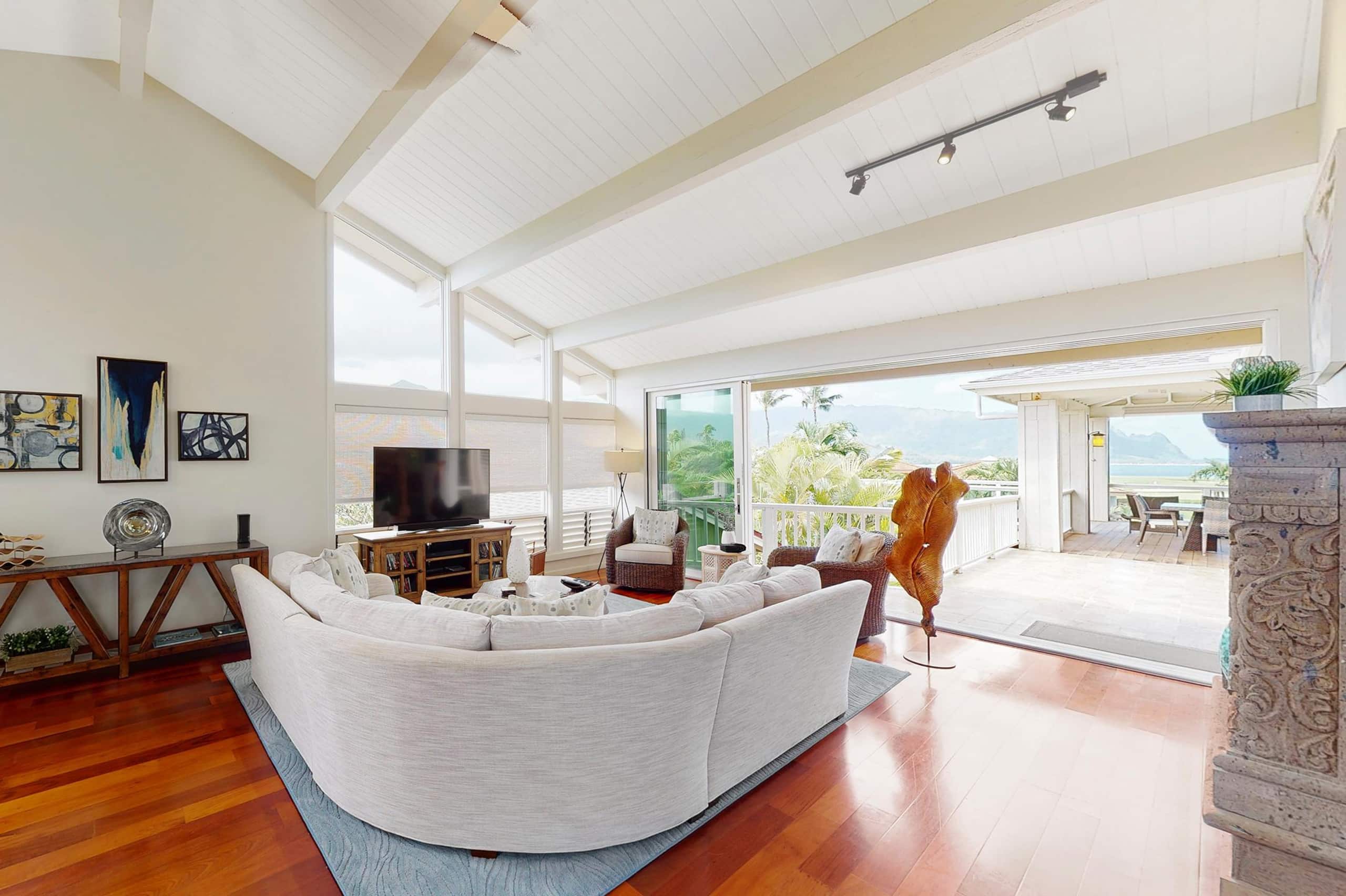 Home in Princeville · ★4.8 · 4 bedrooms · 4 beds · 3 baths - Image 4