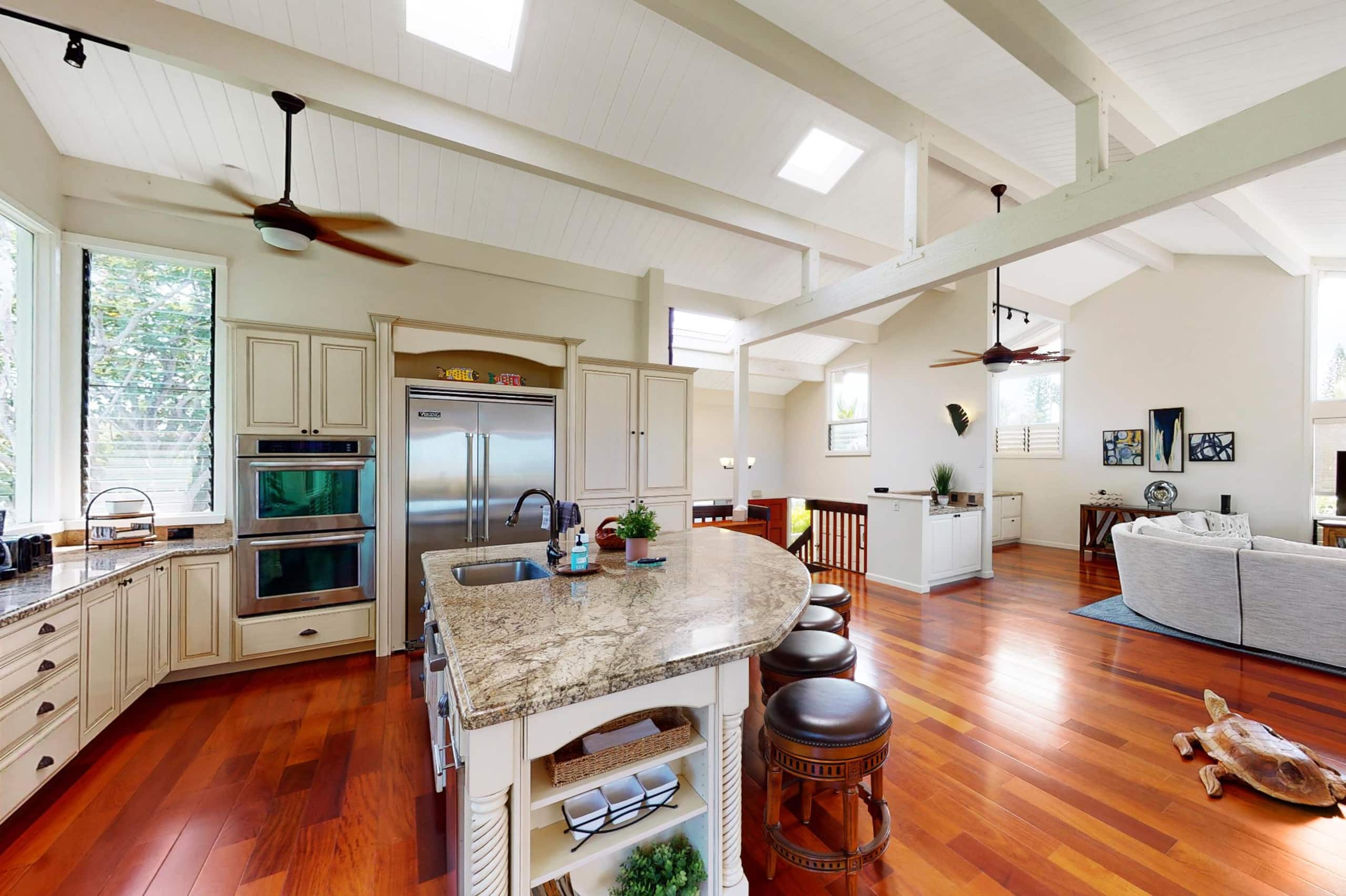 Home in Princeville · ★4.8 · 4 bedrooms · 4 beds · 3 baths - Image 6