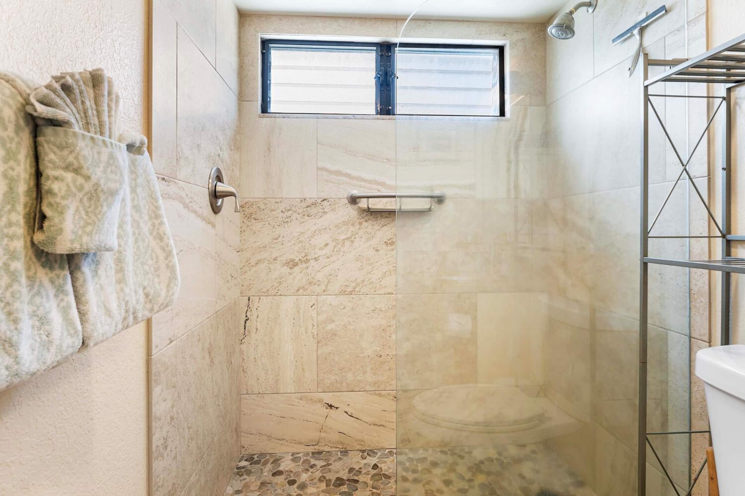 Condo in Kailua-Kona · ★4.8 · 1 bedroom · 2 beds · 1 bath - Image 18