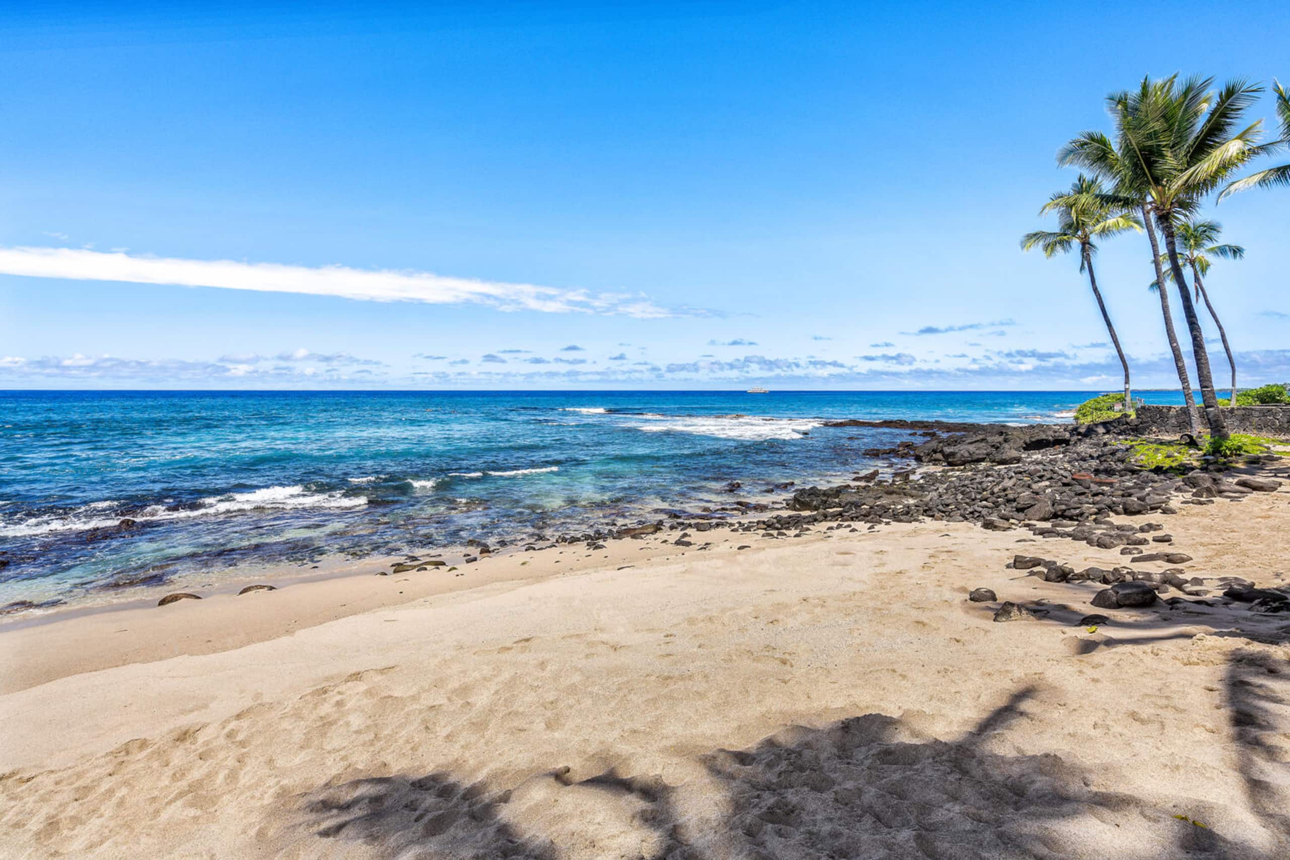 Condo in Kailua-Kona · ★4.8 · 1 bedroom · 2 beds · 1 bath - Image 28