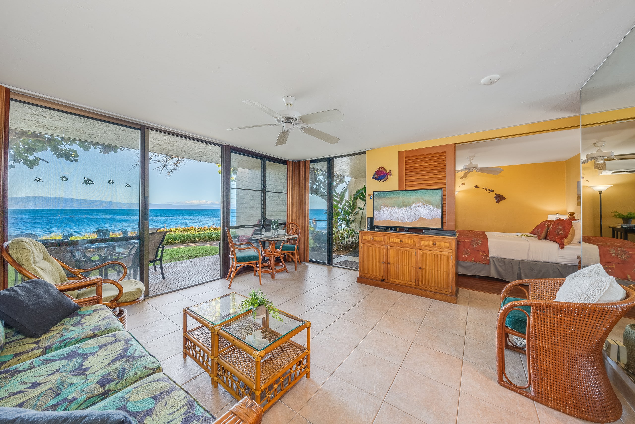 Condo in Lahaina · ★4.67 · 1 bedroom · 2 beds · 1 bath - Image 4