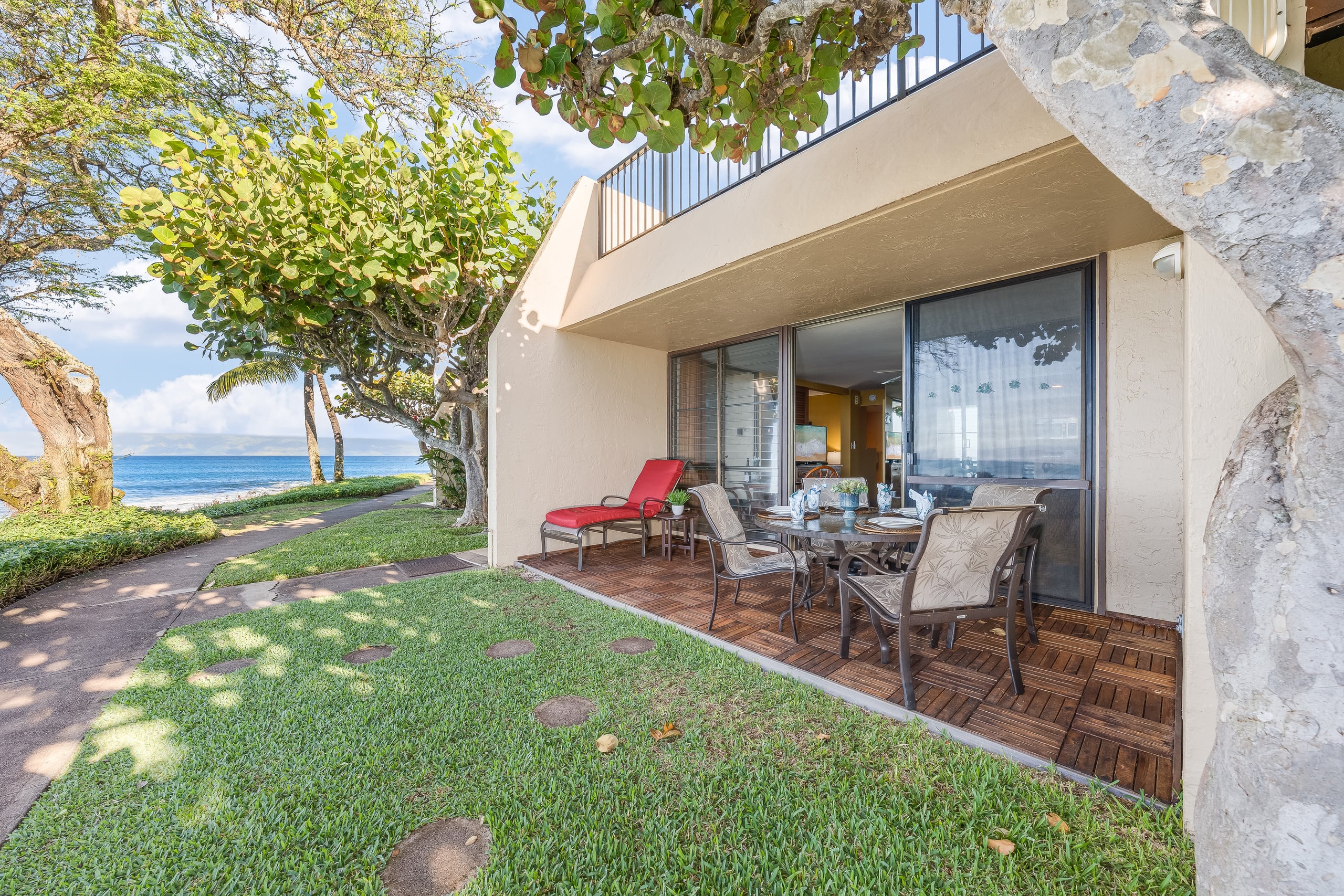 Condo in Lahaina · ★4.67 · 1 bedroom · 2 beds · 1 bath - Image 39