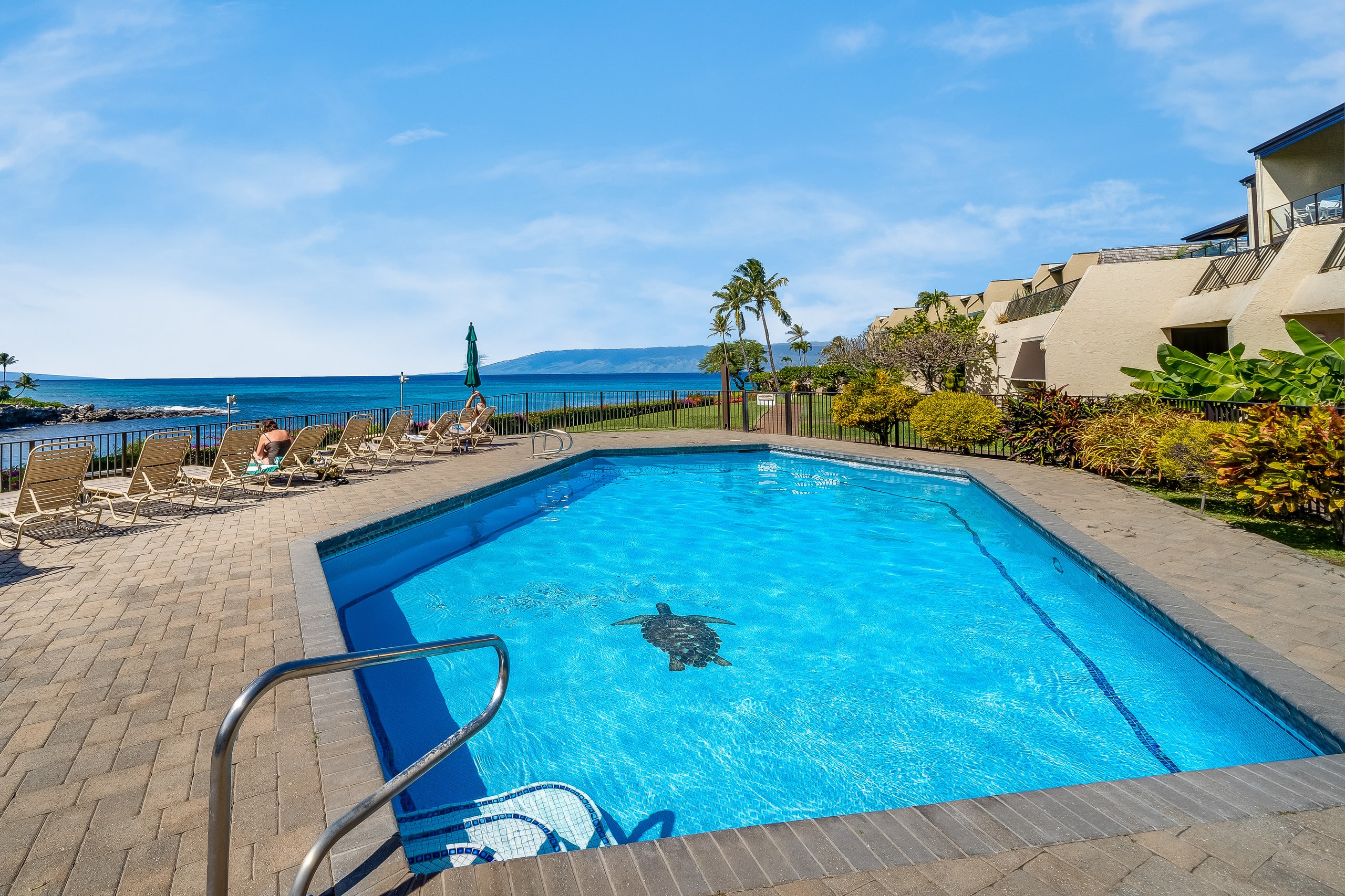 Condo in Lahaina · ★4.67 · 1 bedroom · 2 beds · 1 bath - Image 46