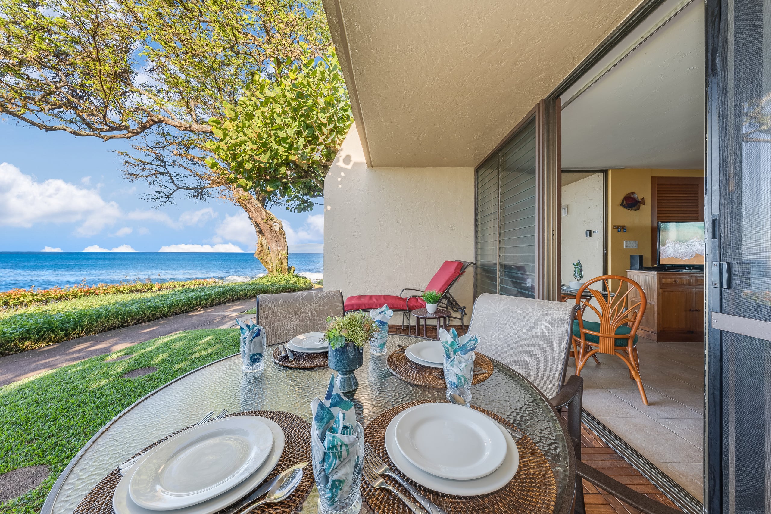 Condo in Lahaina · ★4.67 · 1 bedroom · 2 beds · 1 bath - Image 36