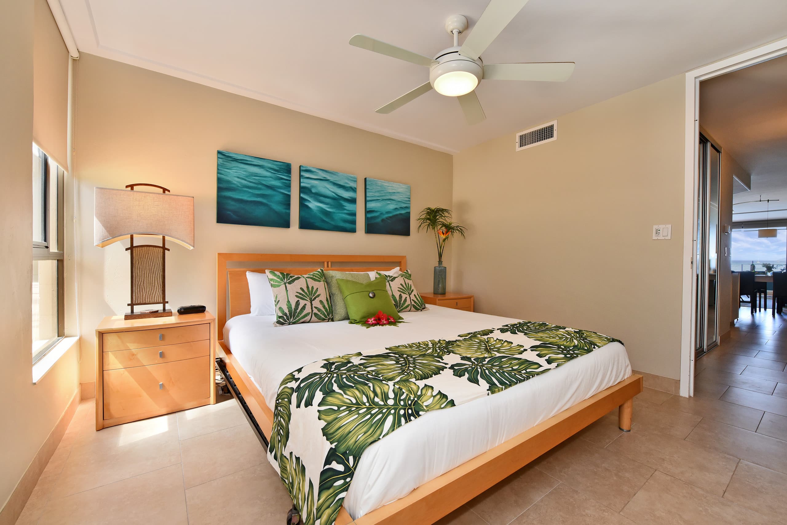 Condo in Lahaina · ★4.83 · 1 bedroom · 2 beds · 1 bath - Image 15