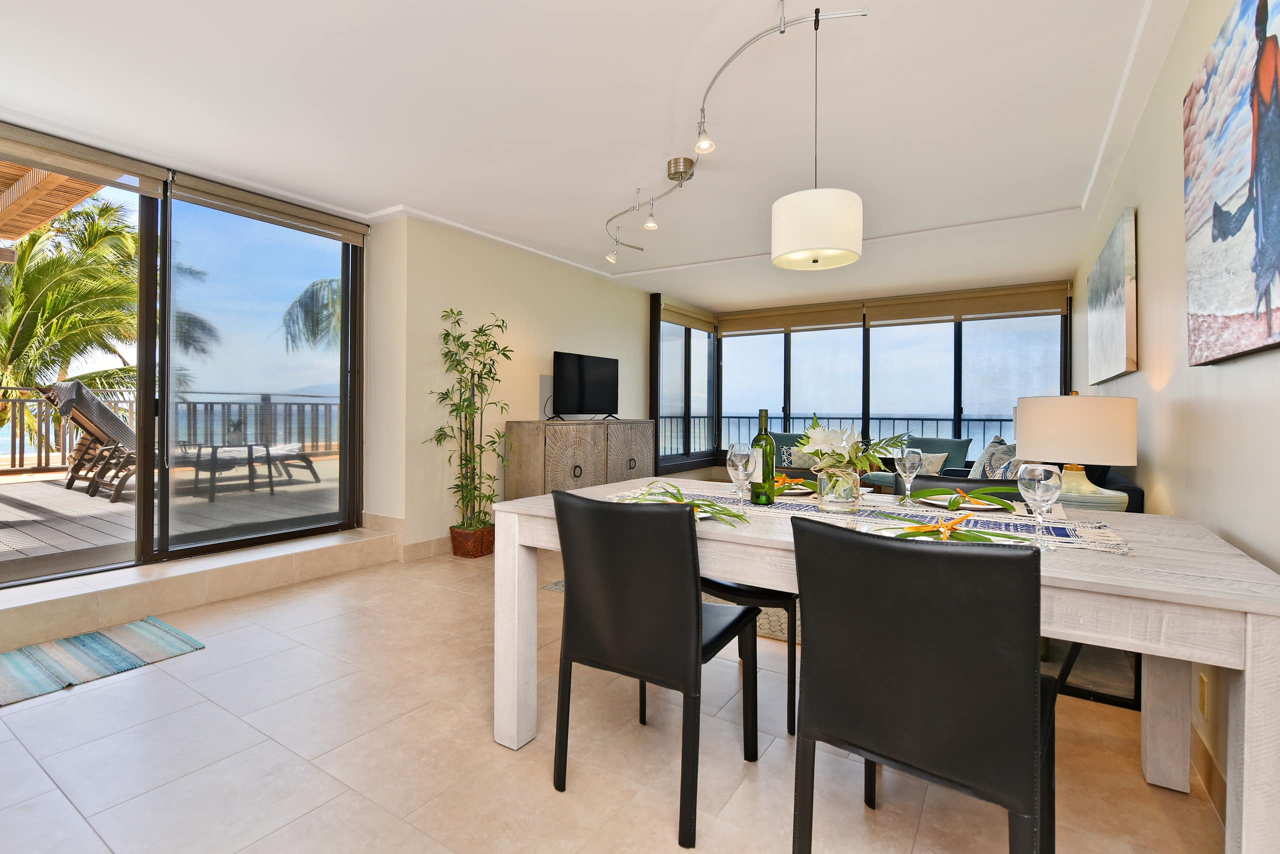 Condo in Lahaina · ★4.83 · 1 bedroom · 2 beds · 1 bath - Image 14