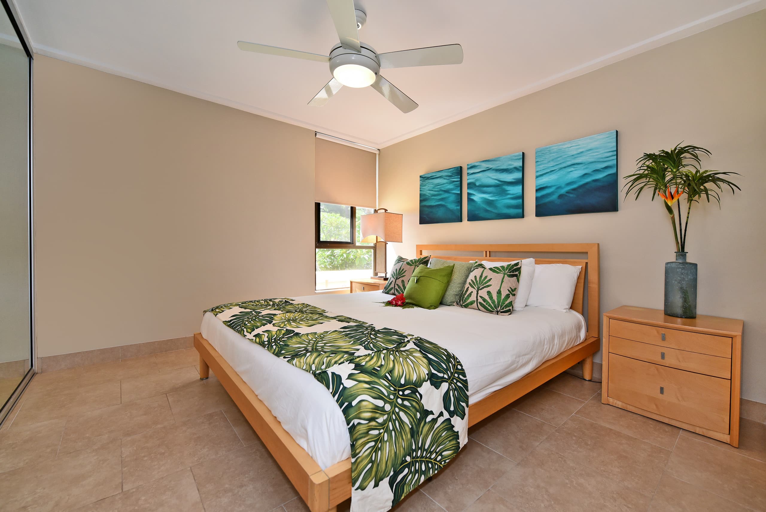 Condo in Lahaina · ★4.83 · 1 bedroom · 2 beds · 1 bath - Image 16