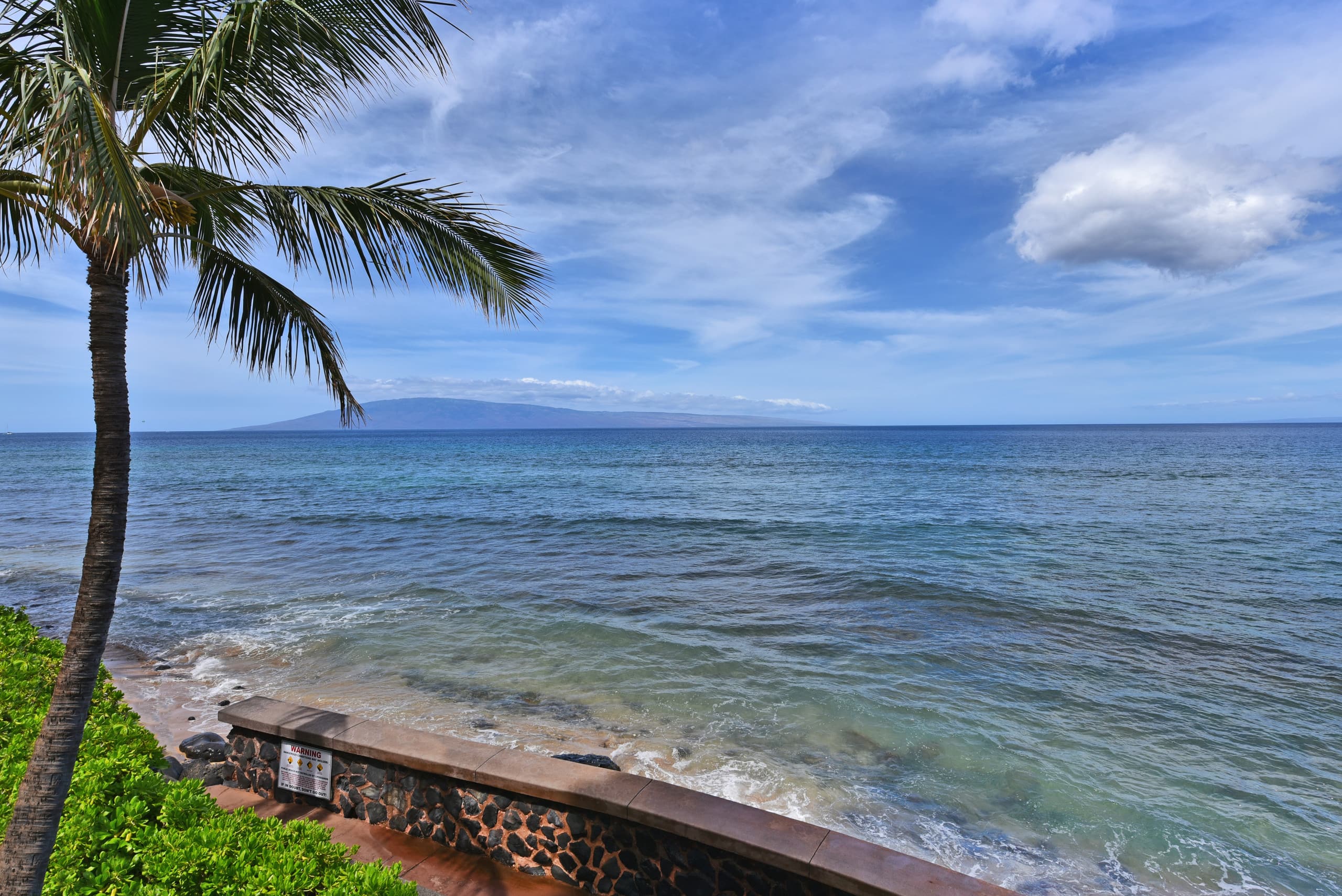 Condo in Lahaina · ★4.83 · 1 bedroom · 2 beds · 1 bath - Image 26