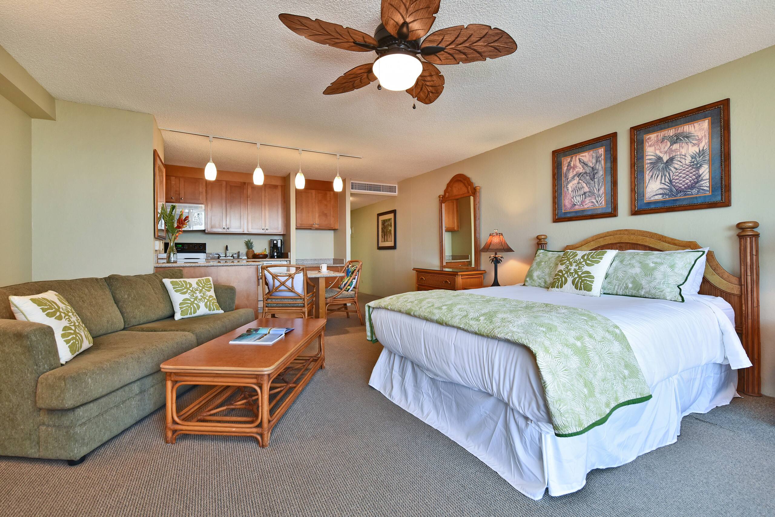 Condo in Lahaina · ★4.55 · 1 bedroom · 2 beds · 1 bath - Image 3