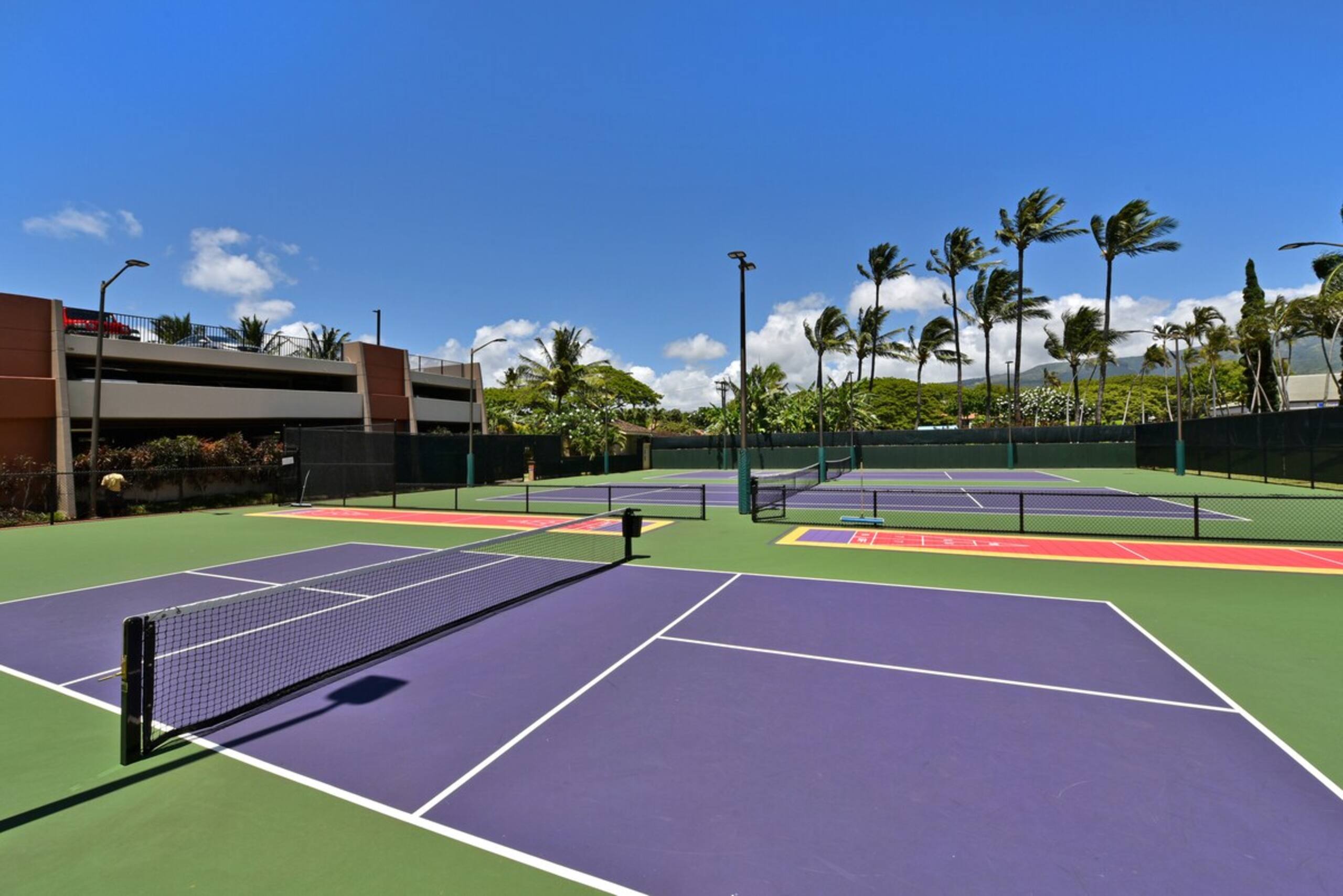Condo in Lahaina · ★4.55 · 1 bedroom · 2 beds · 1 bath - Image 26
