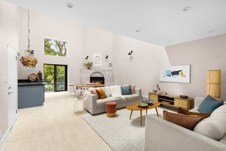 Central Cobble/Boerum Hill Townhome | Roof Terrace