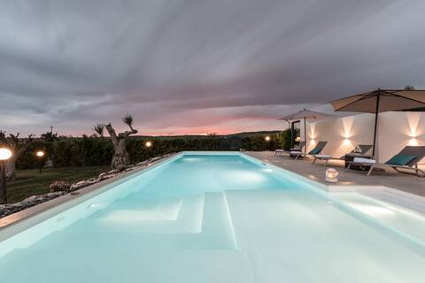 Glory Villa