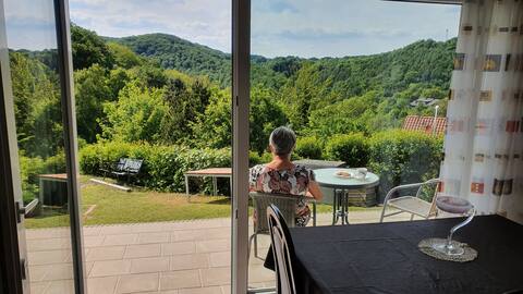 Erfolgreiche Airbnb-Immobilie: Schloßberg Ferienwohnungen (Waldeck) -, Naturoase apartment, 60 sqm, 1 bedroom, max. 3 people in Waldeck