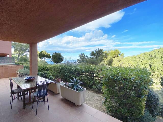 Holiday rental semidetached with swimming pool in